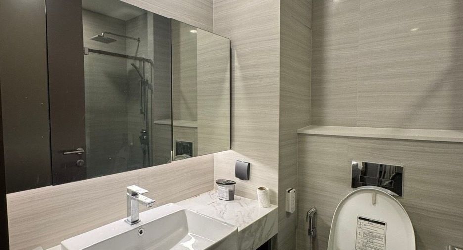 Wohnung zur Miete mit 2 Zimmer in Watthana, Bangkok