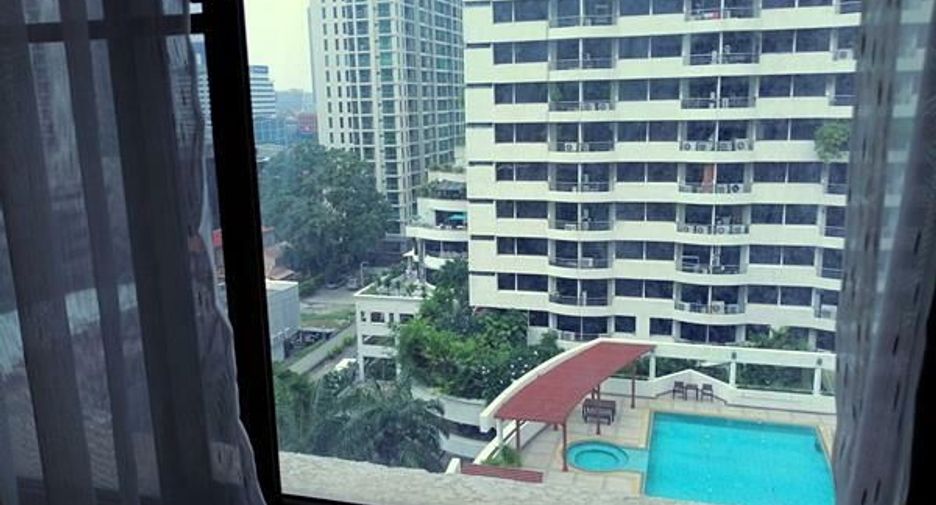 À louer studio condo à Watthana, Bangkok