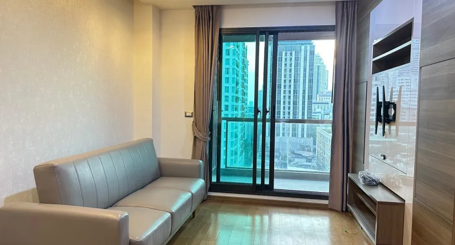 For rent 1 bed condo in Sathon, Bangkok