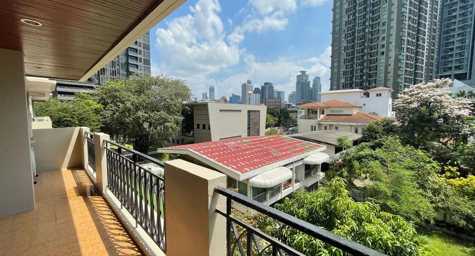 出租 3 卧室 公寓式住宅 在 Khlong Toei, 曼谷