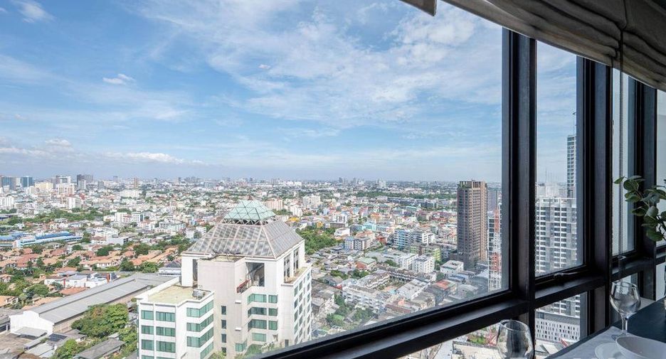 For rent 1 Beds condo in Khlong Toei, Bangkok