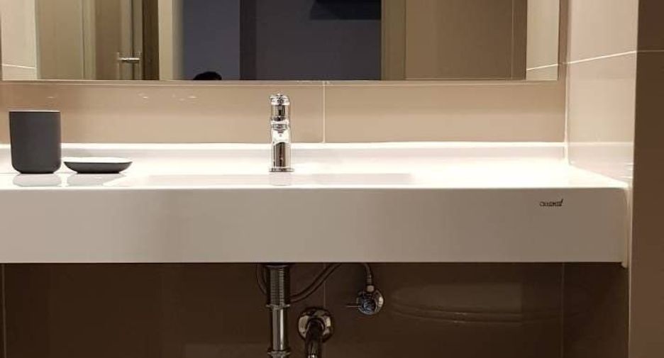 For rent 1 bed condo in Phra Khanong, Bangkok