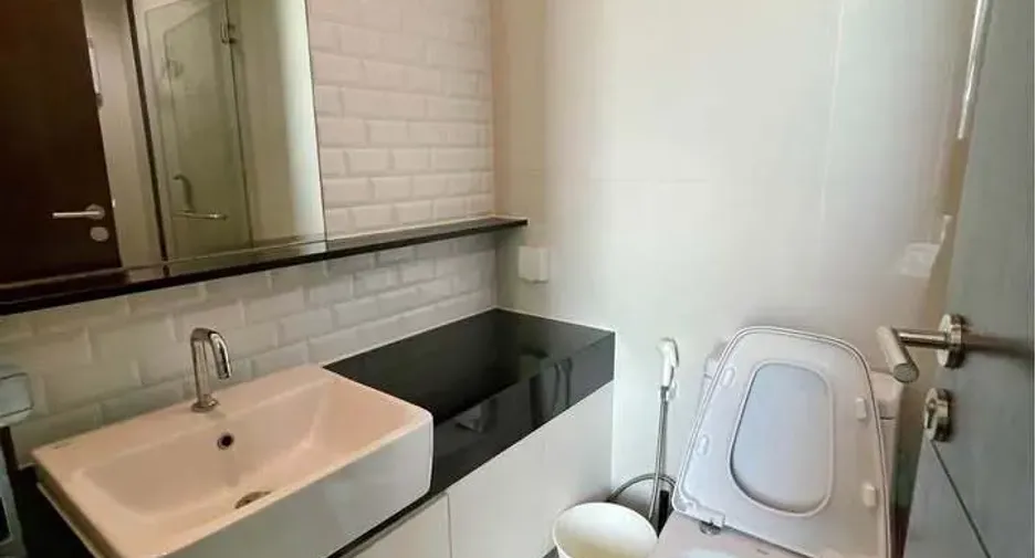 For rent 1 bed condo in Pathum Wan, Bangkok
