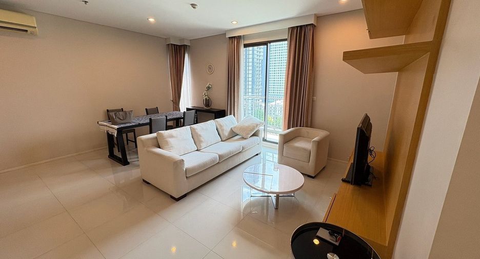 For rent 2 bedrooms condo in Watthana, Bangkok