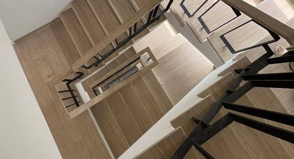For rent 2 bedrooms office in Bang Khae, Bangkok