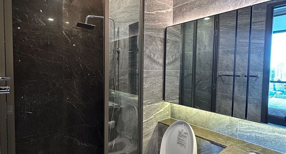 For rent 1 Beds condo in Khlong Toei, Bangkok