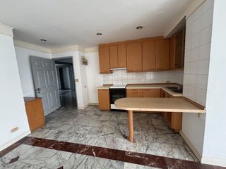 For rent 3 ベッドルーム apartment in Sathon, Bangkok