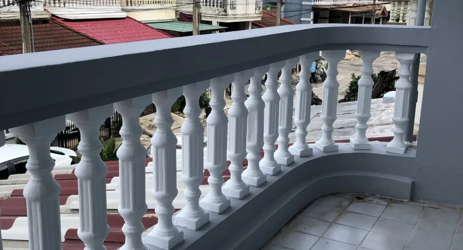 For rent 3 bedrooms townhouse in Bangkok Noi, Bangkok