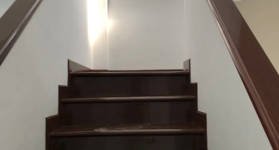 For rent 3 bedrooms townhouse in Bangkok Noi, Bangkok