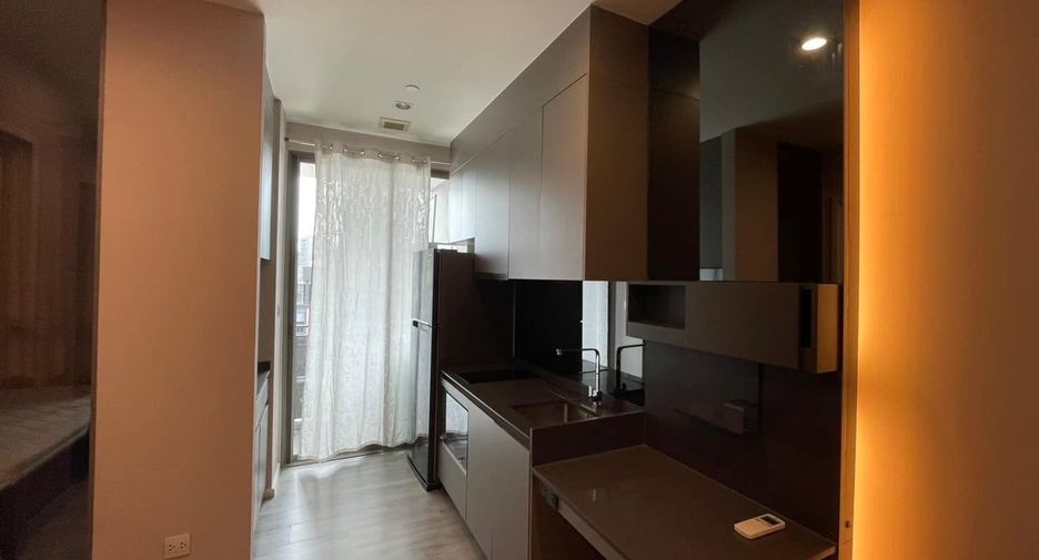 Condo en alquiler de 1 habitaciones en Khlong Toei, Bangkok