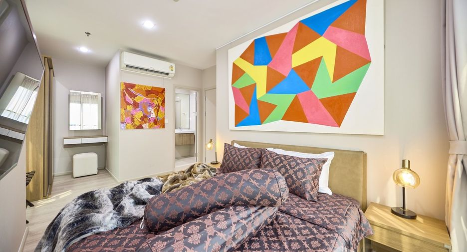 For rent 2 bedrooms condo in Khlong Toei, Bangkok