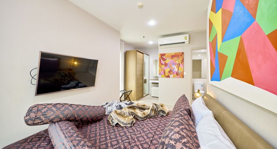 For rent 2 bedrooms condo in Khlong Toei, Bangkok