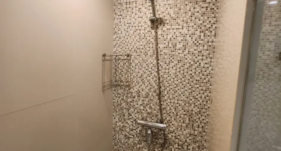 For rent 2 bedrooms condo in Pathum Wan, Bangkok
