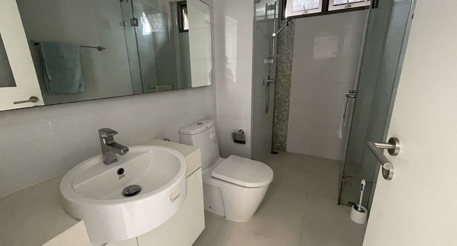 Condo en alquiler de 2 habitaciones en Sathon, Bangkok