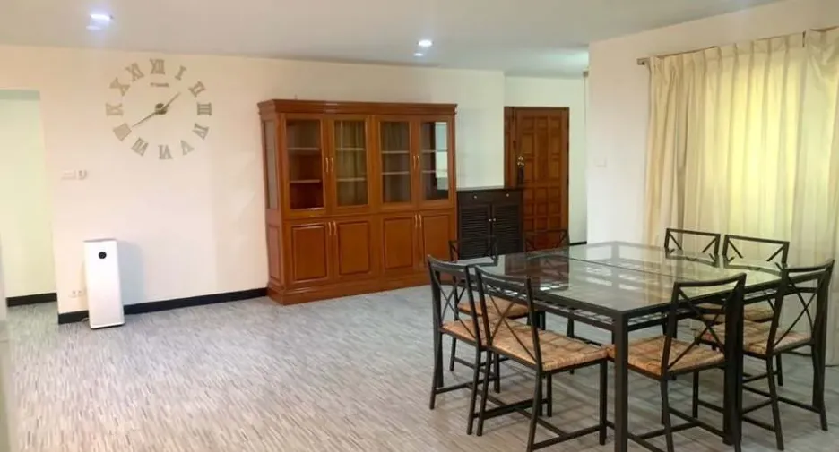 ให้เช่า 3 ห้องนอน คอนโด ใน วัฒนา, กรุงเทพฯ