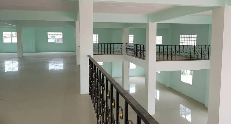 For rent 7 bedrooms house in Bang Na, Bangkok