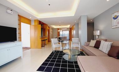 For rent 3 bedrooms condo in Sathon, Bangkok