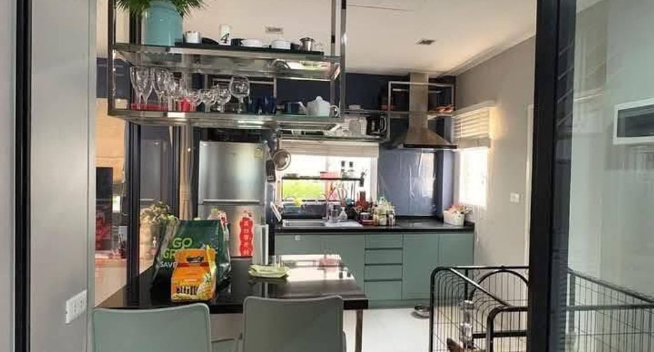 For rent 3 ベッドルーム house in Saphan Sung, Bangkok