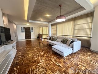 Apartment zur Miete mit 2 Zimmer in Khlong Toei, Bangkok