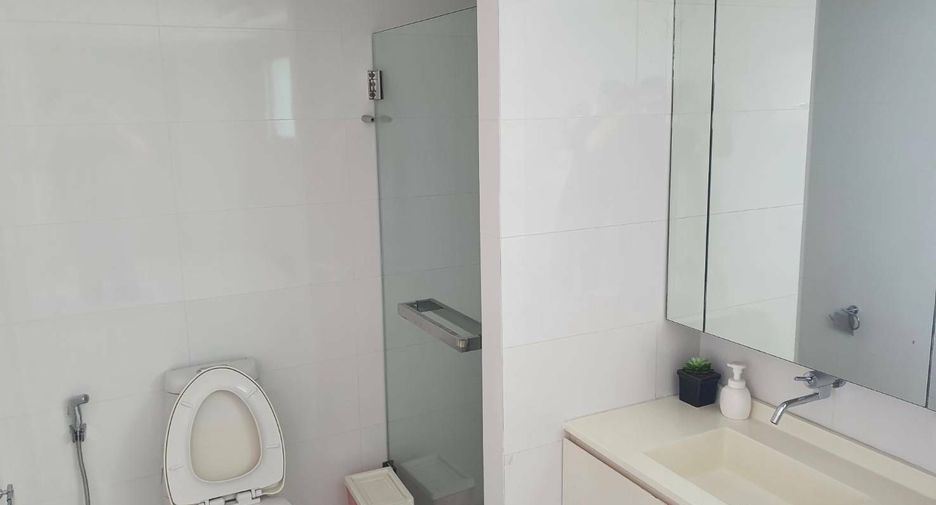 For rent 2 bedrooms condo in Phaya Thai, Bangkok