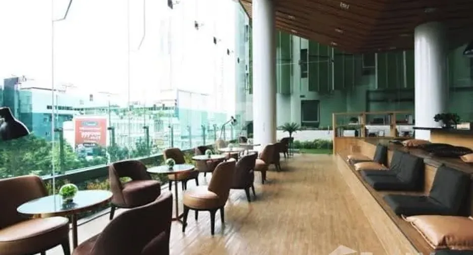 For rent 1 bed condo in Pathum Wan, Bangkok