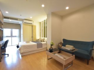 For rent studio condo in Khlong Toei, Bangkok