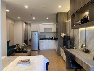 For rent studio condo in Khlong Toei, Bangkok