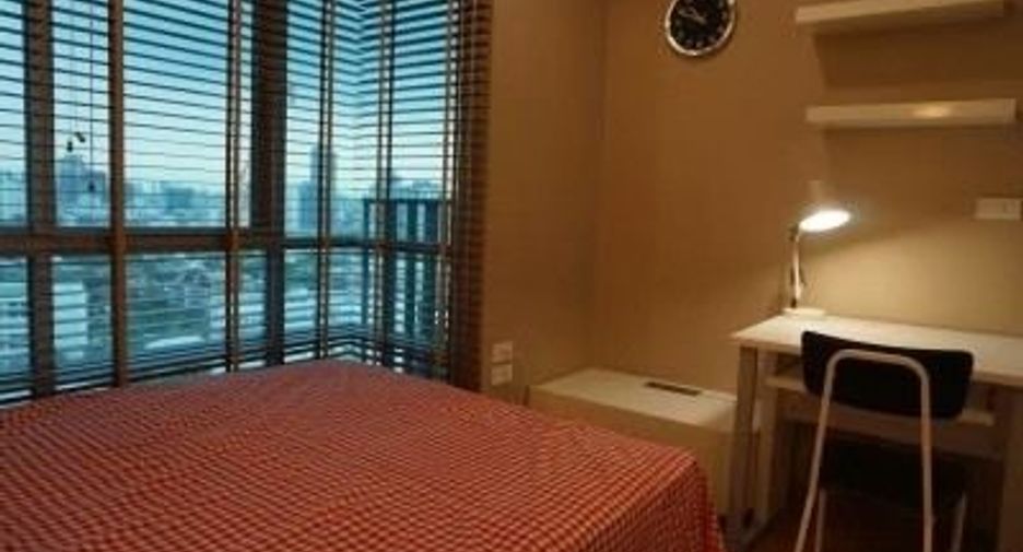 For rent 1 bed condo in Phaya Thai, Bangkok