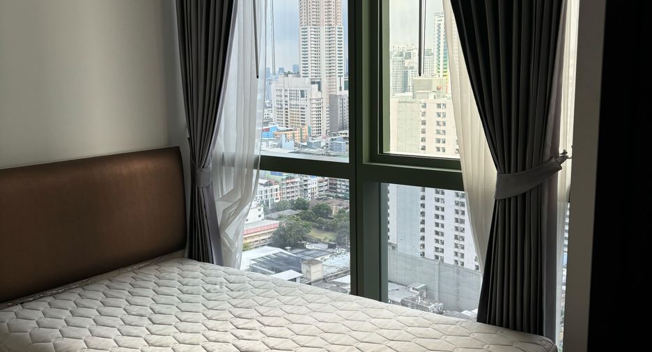 For rent 2 bedrooms condo in Pathum Wan, Bangkok