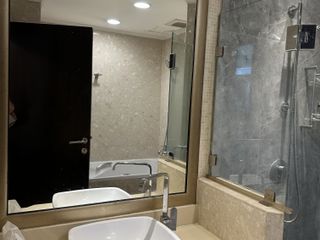 Аренда 2 спальни кондо в Патхум Щан, Бангкок