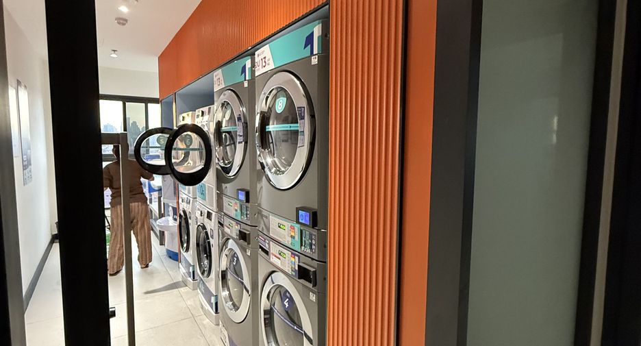 For rent 1 bed condo in Watthana, Bangkok