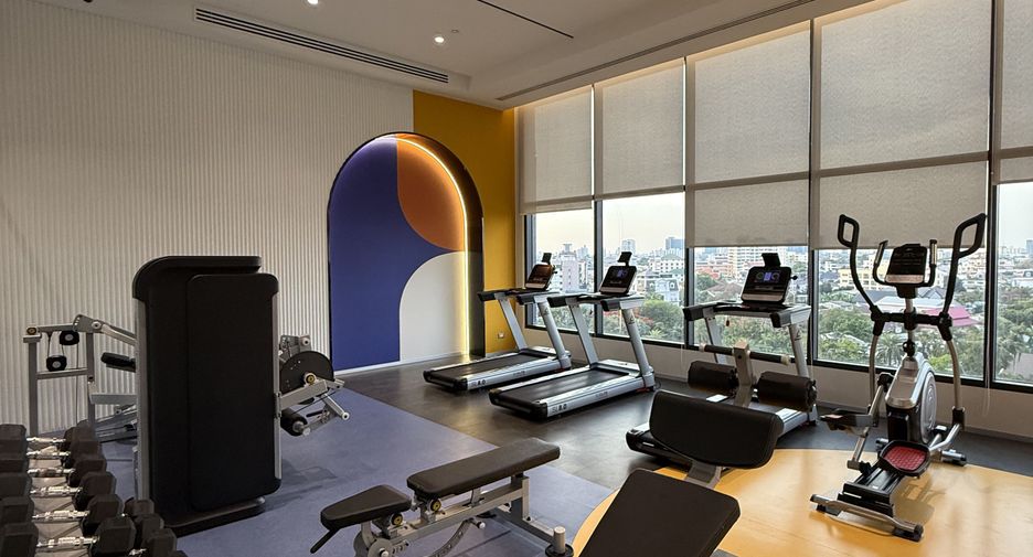 For rent 1 bed condo in Watthana, Bangkok