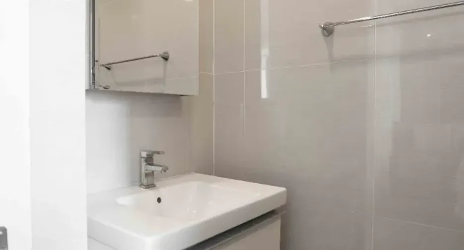 For rent studio condo in Khlong Toei, Bangkok