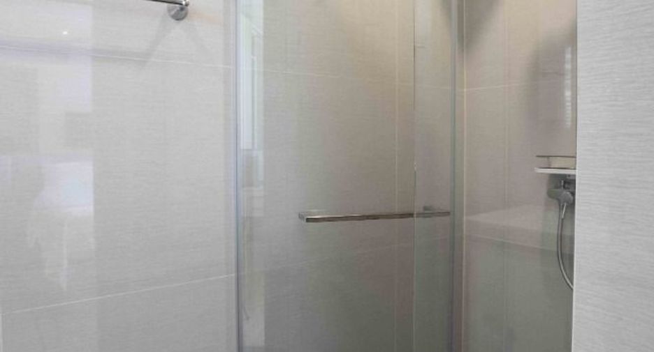 For rent studio condo in Khlong Toei, Bangkok