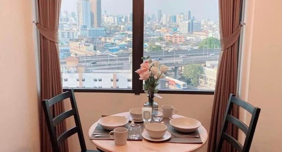 For rent 1 bed condo in Khlong Toei, Bangkok