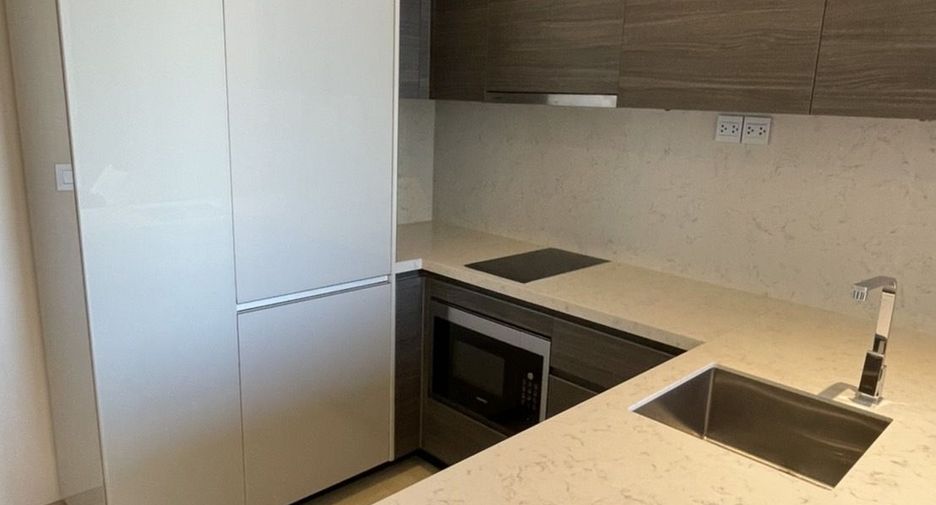 For rent 1 bed condo in Watthana, Bangkok