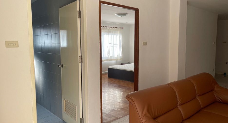 For rent 1 bed apartment in Khlong Toei, Bangkok