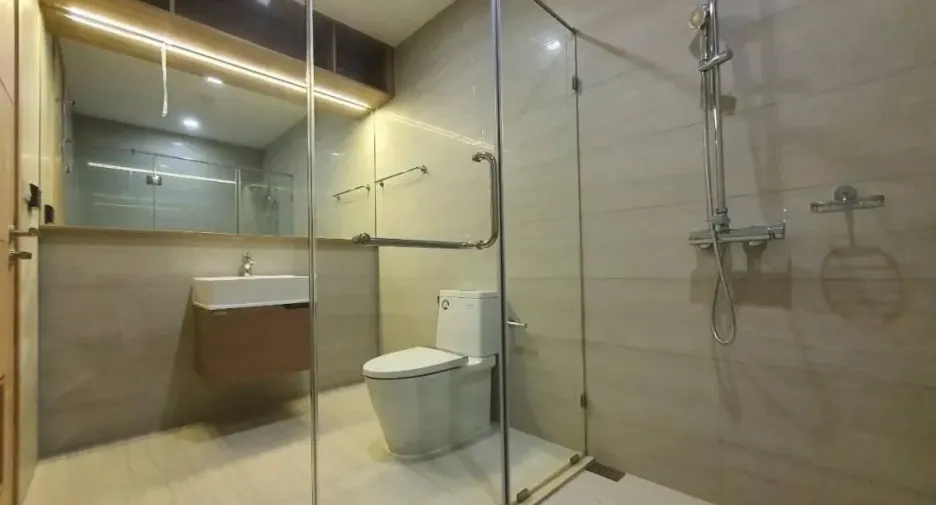 For rent 3 bedrooms condo in Chatuchak, Bangkok