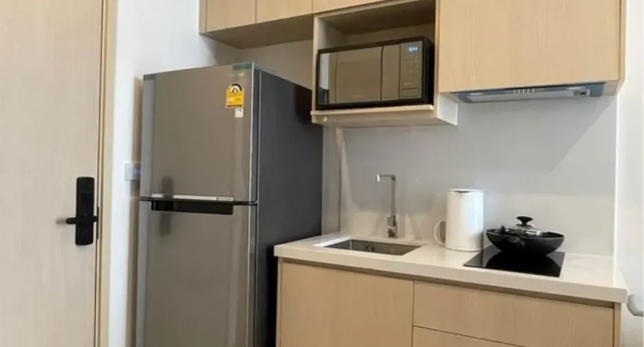 For rent 1 bed condo in Watthana, Bangkok