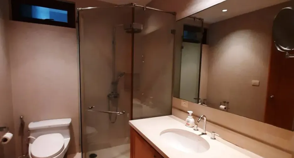 Wohnung zur Miete mit 1 Zimmer in Khlong Toei, Bangkok
