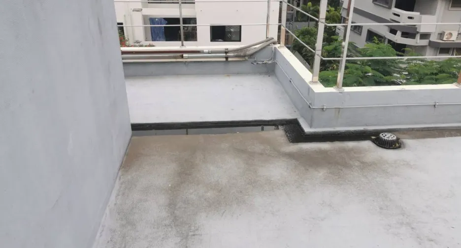 For rent 2 bedrooms retail Space in Watthana, Bangkok