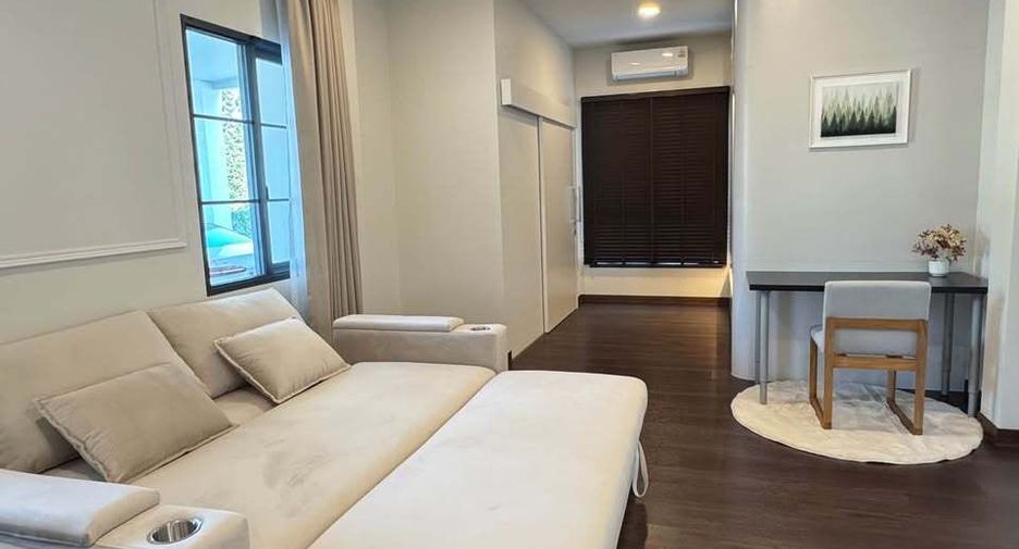 Haus zur Miete mit 5 Zimmer in Bang Phli, Samut Prakan