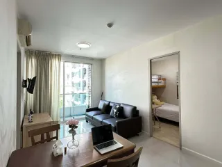 À louer 2 chambres condo à Phaya Thai, Bangkok