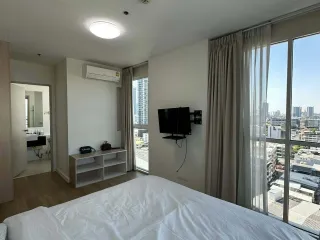 À louer 2 chambres condo à Phaya Thai, Bangkok