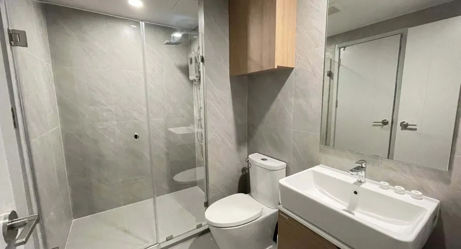 For rent 1 bed condo in Bang Rak, Bangkok
