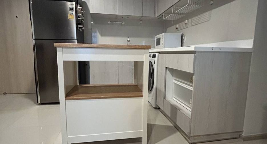 Condo en alquiler de 2 habitaciones en Pathum Wan, Bangkok