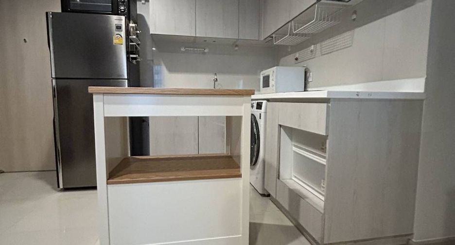 Condo en alquiler de 2 habitaciones en Pathum Wan, Bangkok