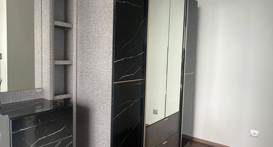 Wohnung zur Miete mit 2 Zimmer in Khlong Toei, Bangkok