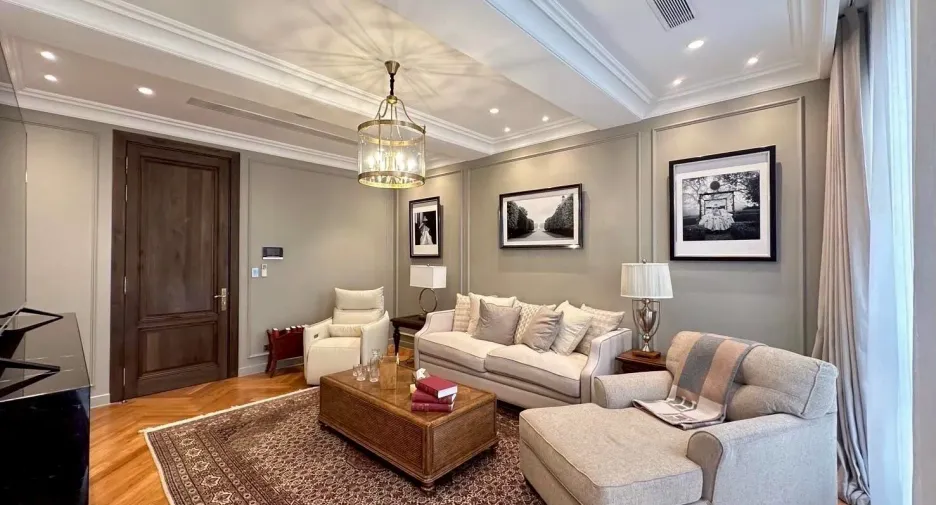 For rent 4 bedrooms house in Watthana, Bangkok