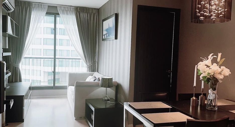 For rent 2 ベッドルーム condo in Khlong Toei, Bangkok